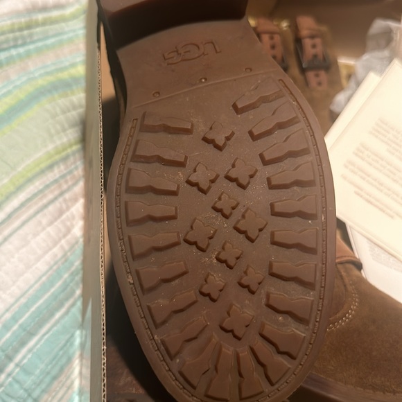 Uggs boots - Picture 5 of 6